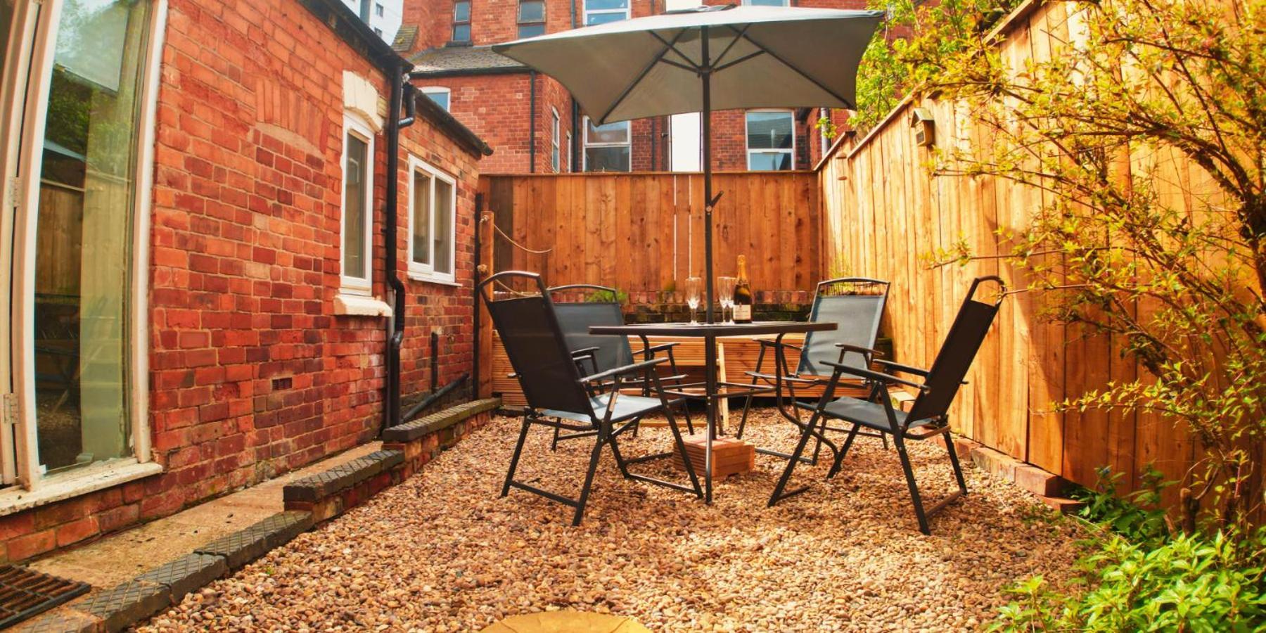 Cozy Room In Modern House Near Nottingham Exterior photo